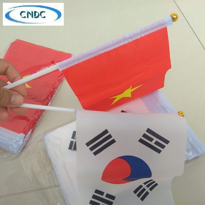 Combo 10 cờ Việt Nam vẫy cầm tay .