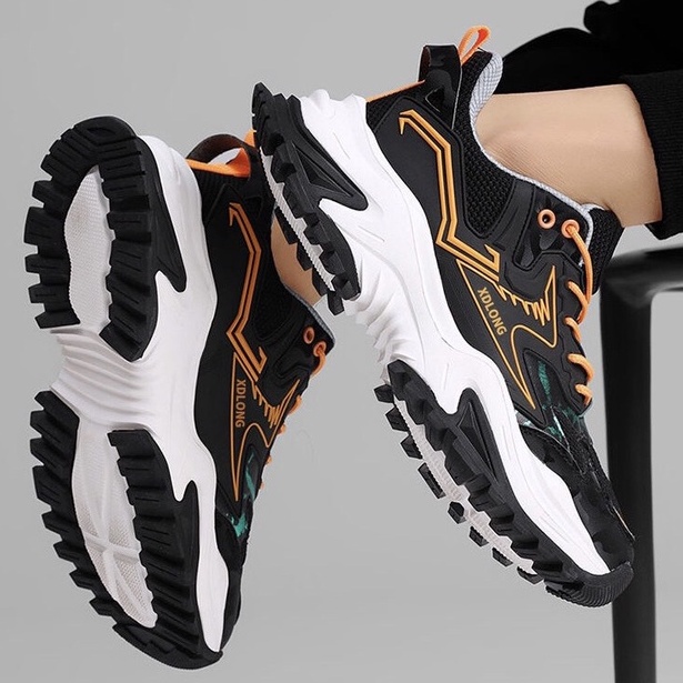 Giày thể thao tăng chiều cao,đế cao su non đi cực êm.G19