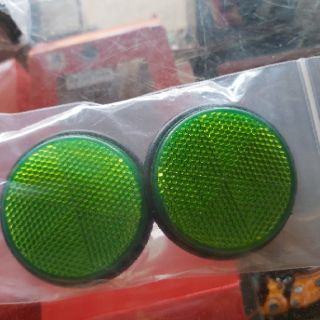 Cặp mắt mèo phản quang màu ngẫu nhiên
