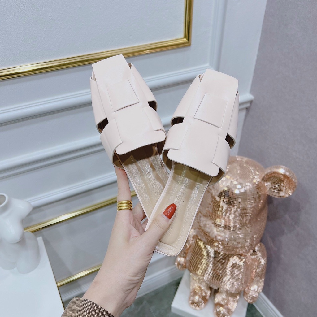 Hàng sẵn Sục đan - sục mũi vuông đế bệt cực xinh