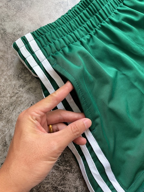 Quần das xanh rêu xuất xịn 332 3-Stripes Shorts Made in Cambodia full tag code