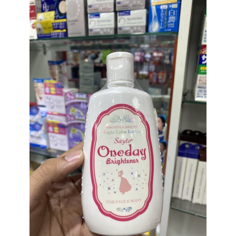 Lotion trắng da One day cho mặt và toàn thân và lotion chống nắng SPF15