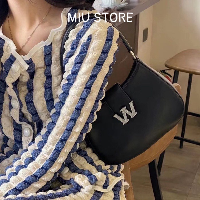 Túi Kẹp Nách Nữ Khóa Chữ W Da Trơn Sang Chảnh TW50