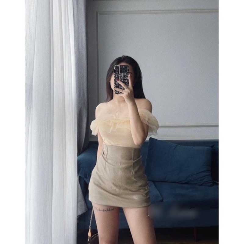 ÁO TRỄ VAI BÈO REN