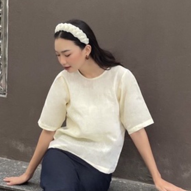 Nosbyn - Áo Nữ Cổ Tròn Nút Sau