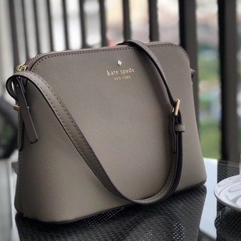 Túi đeo chéo dáng hến kate spade xuấy khẩu 2020