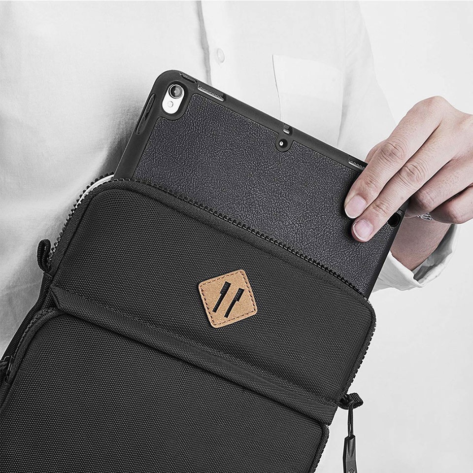 Túi Đeo Chéo Tomtoc A20 Multi Function Shoulder For ipad/tablet 10.5″