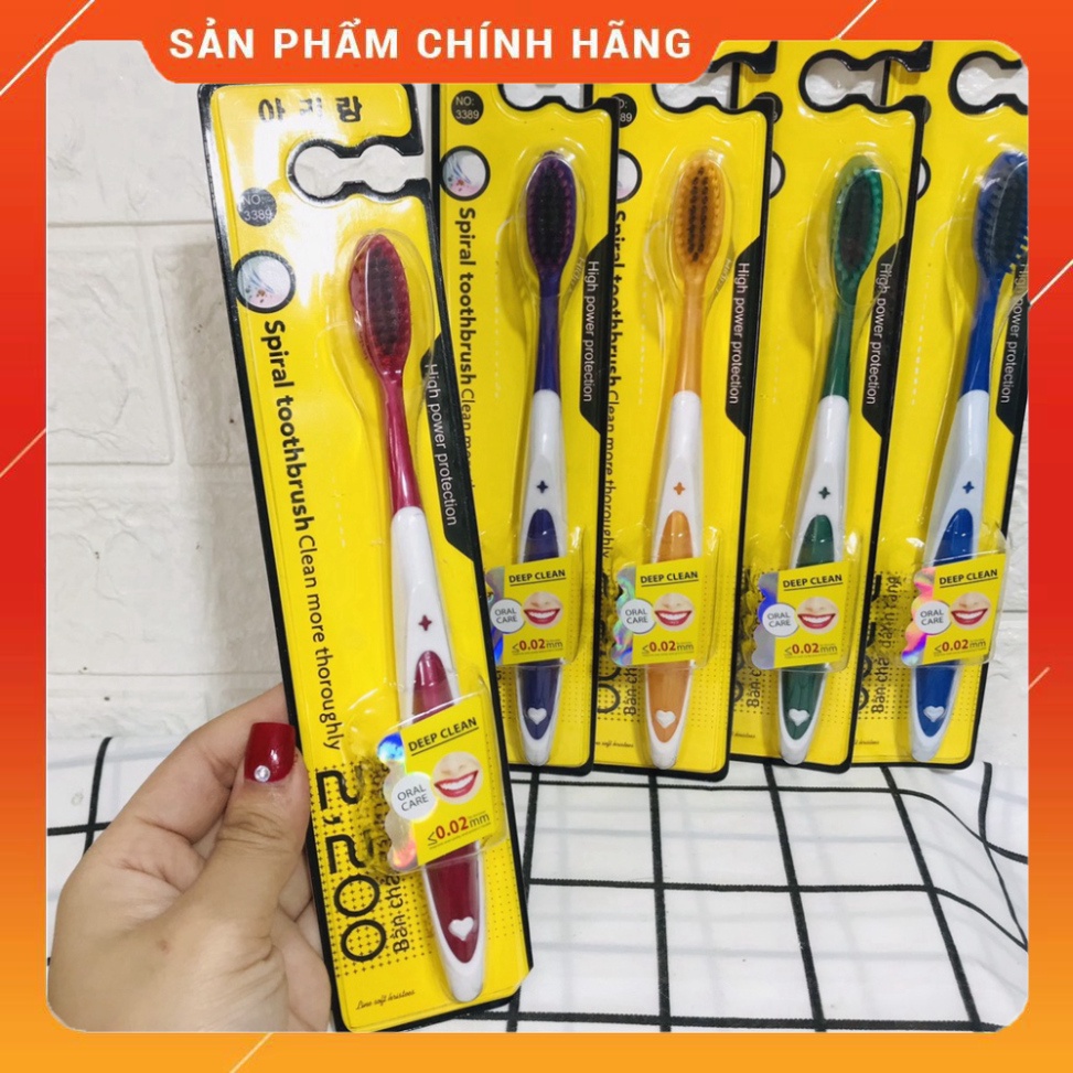 Bàn chải HÀN QUỐC lông mềm Hàng chuẩn ( giao màu ngẫu nhiên)