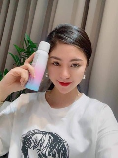 XỊT CHỐNG NẮNG NÂNG TONE DA MAYCREAT