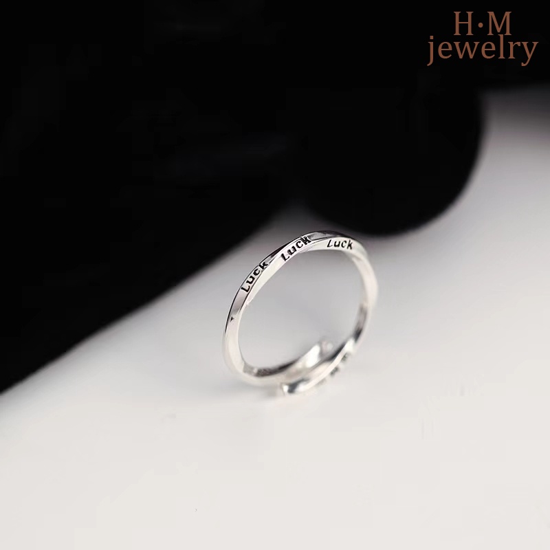 Nhẫn May Mắn Kiểu Xoắn Thiết Kế Đơn Giản