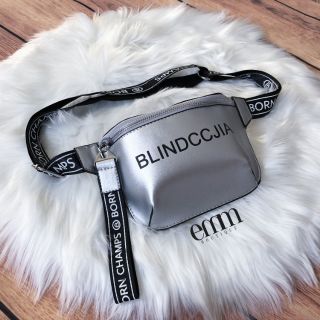 Túi đeo chéo blindccjia