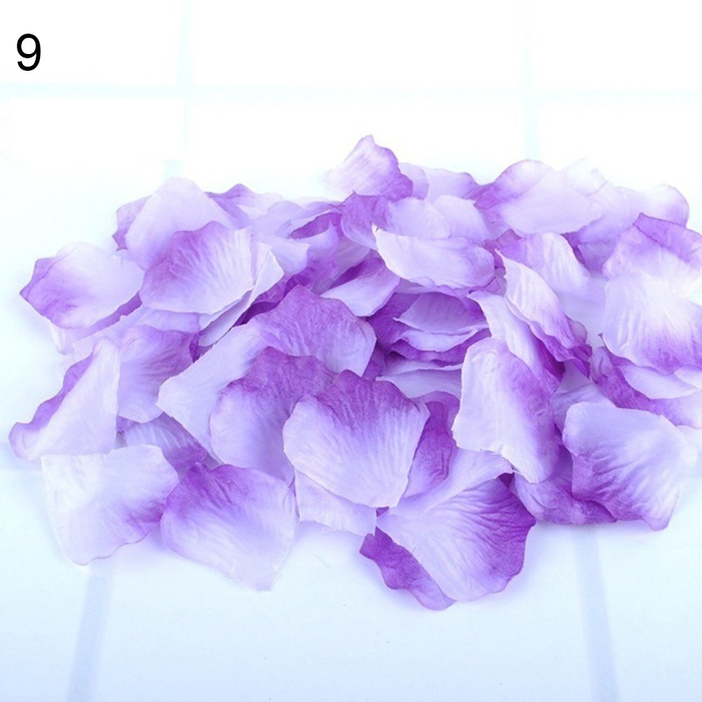 Bộ 500 cánh hoa hồng cho trang trí đám cưới