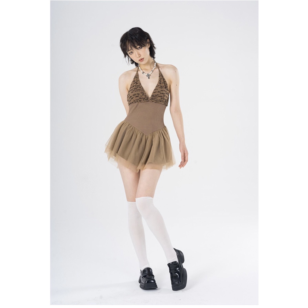 Đầm xoè barbie nâu ngắn hở lưng thắt eo gợi cảm