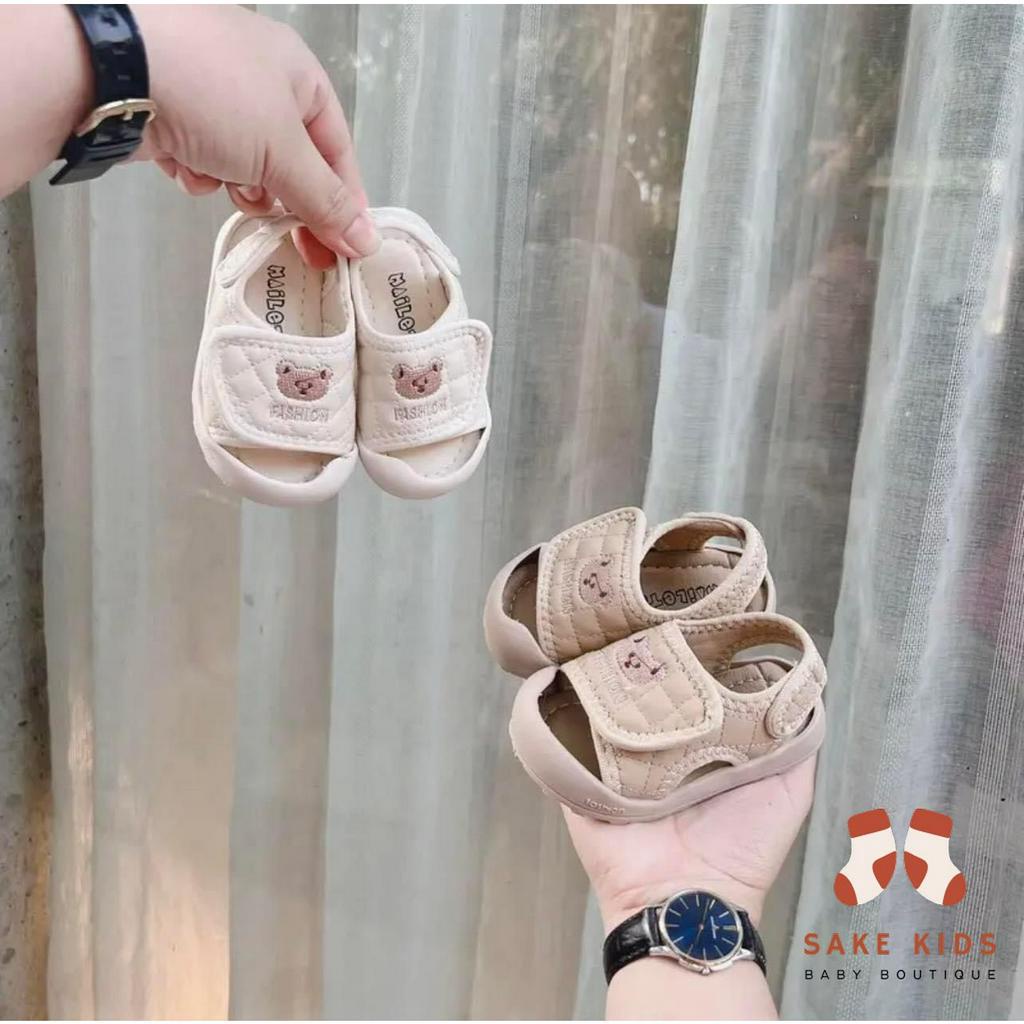 Dép tập đi cho bé - Sandal quai dán hình Gấu đáng yêu chống vấp chống trơn trượt cho bé M306