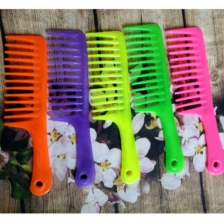 Lược nhựa xưa chải tóc uốn, tóc rối, tóc mới gội