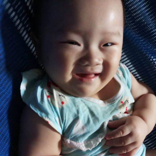 Hàng khuyến mãi, hàng Thái