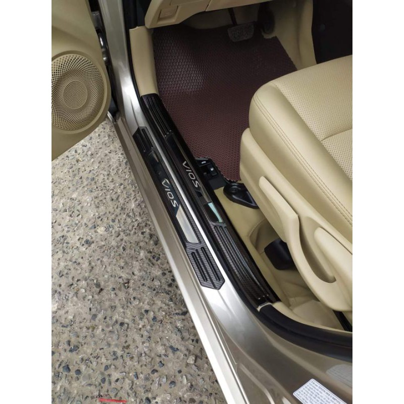 ốp bậc cửa xe VIOS 2019 + MẪU CACBON