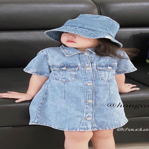 Đầm jeans suông bé gái tặng kegm mũ