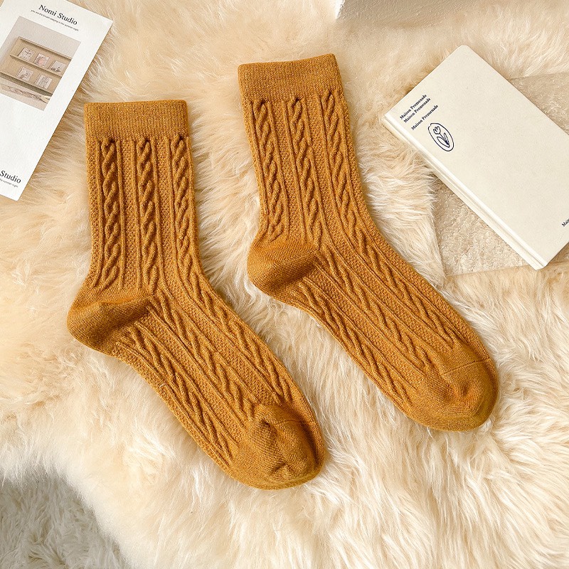 Tất Len Vặn Thừng