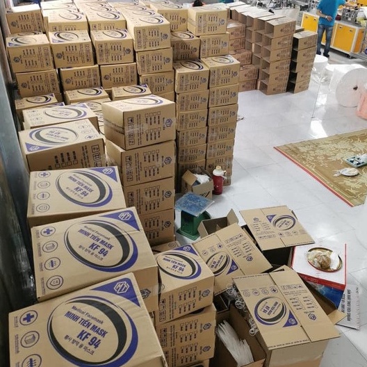 KHẨU TRANG KF94 thùng 300 cái