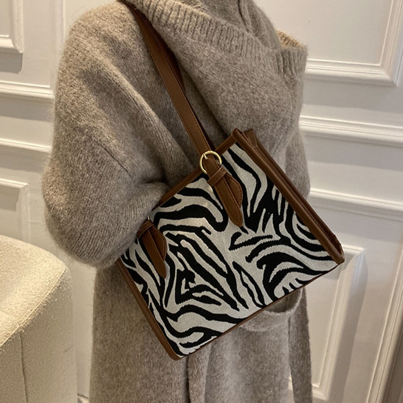 Túi Xách Da PU Cỡ Lớn In Họa Tiết Động Vật Phong Cách Cổ Điển Sang Trọng Dành Cho Nữ