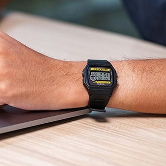 Đồng hồ điện tử nam nữ Vintage huyền thoại chống nước bền bĩ | BigBuy360 - bigbuy360.vn