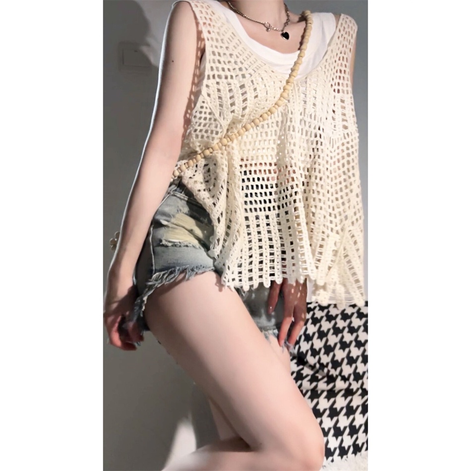 QKOOLE  Set Áo Lửng Hai Dây + Quần Ngắn Thời Trang Nữ crop top