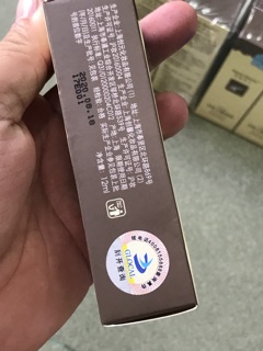 Keo dán mi loại 1