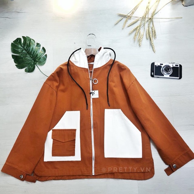 Áo khoác kaki túi trắng | BigBuy360 - bigbuy360.vn