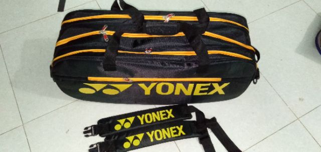 Bao vợt cầu lông 3 ngăn chính