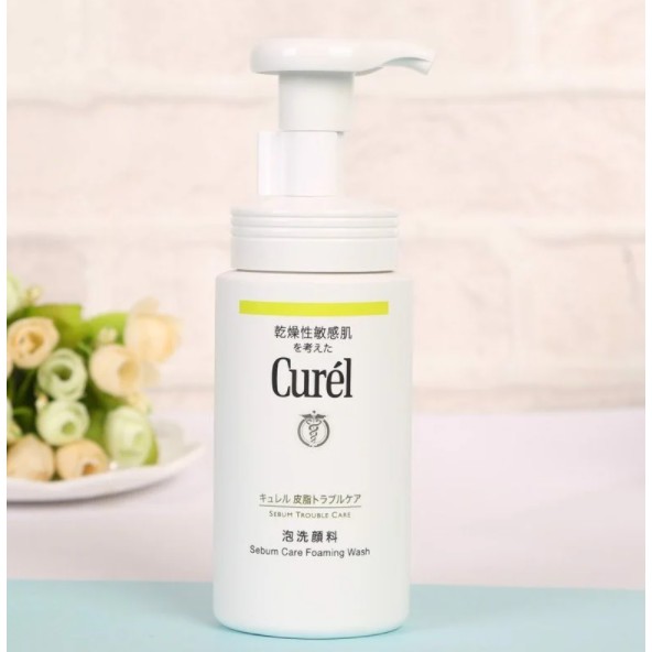 Sữa Rửa Mặt Dạng Bọt Curél Care Foaming Facial Wash 150ml