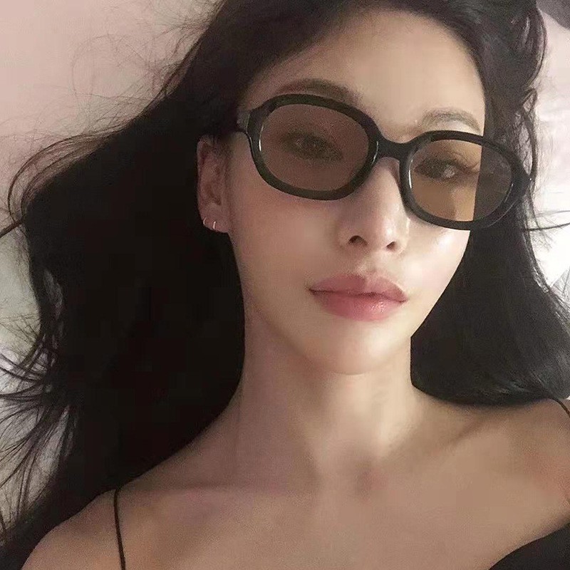 Kính mát gọng oval phong cách Hiphop thời trang Hàn Quốc