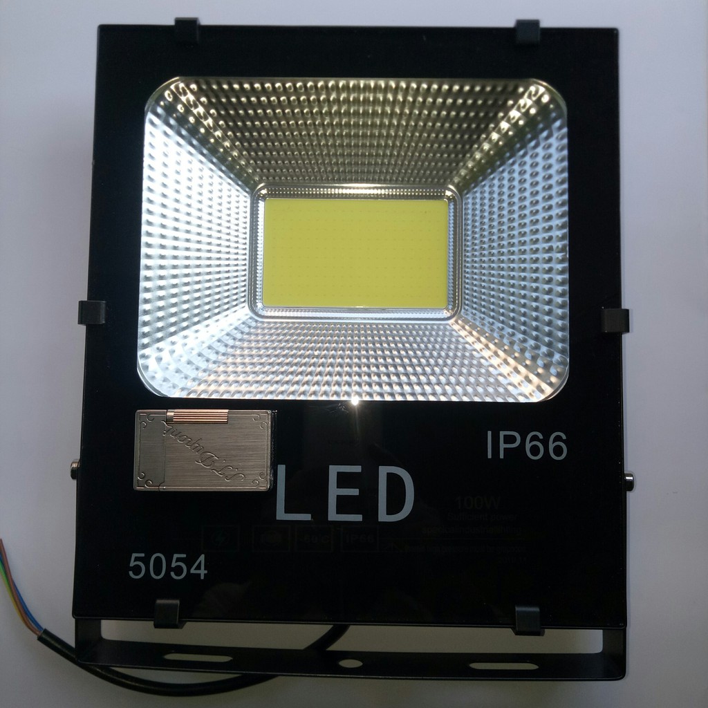 Đèn Led Pha 100w IP66 - Sáng Trắng (Sáng Vàng)