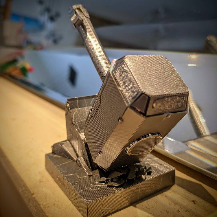 Mô Hình 3D Kim Loại Marvel Búa Mjolnir