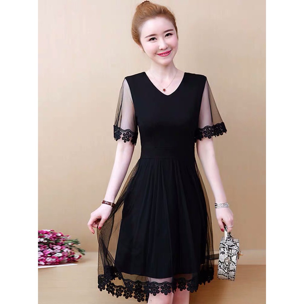 ĐẦM ĐEN XÒE PHỐI LƯỚI REN HOA - DT923-160