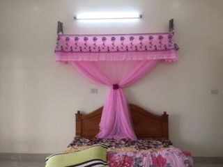 Màn khung xếp gọn phối ren kiểu