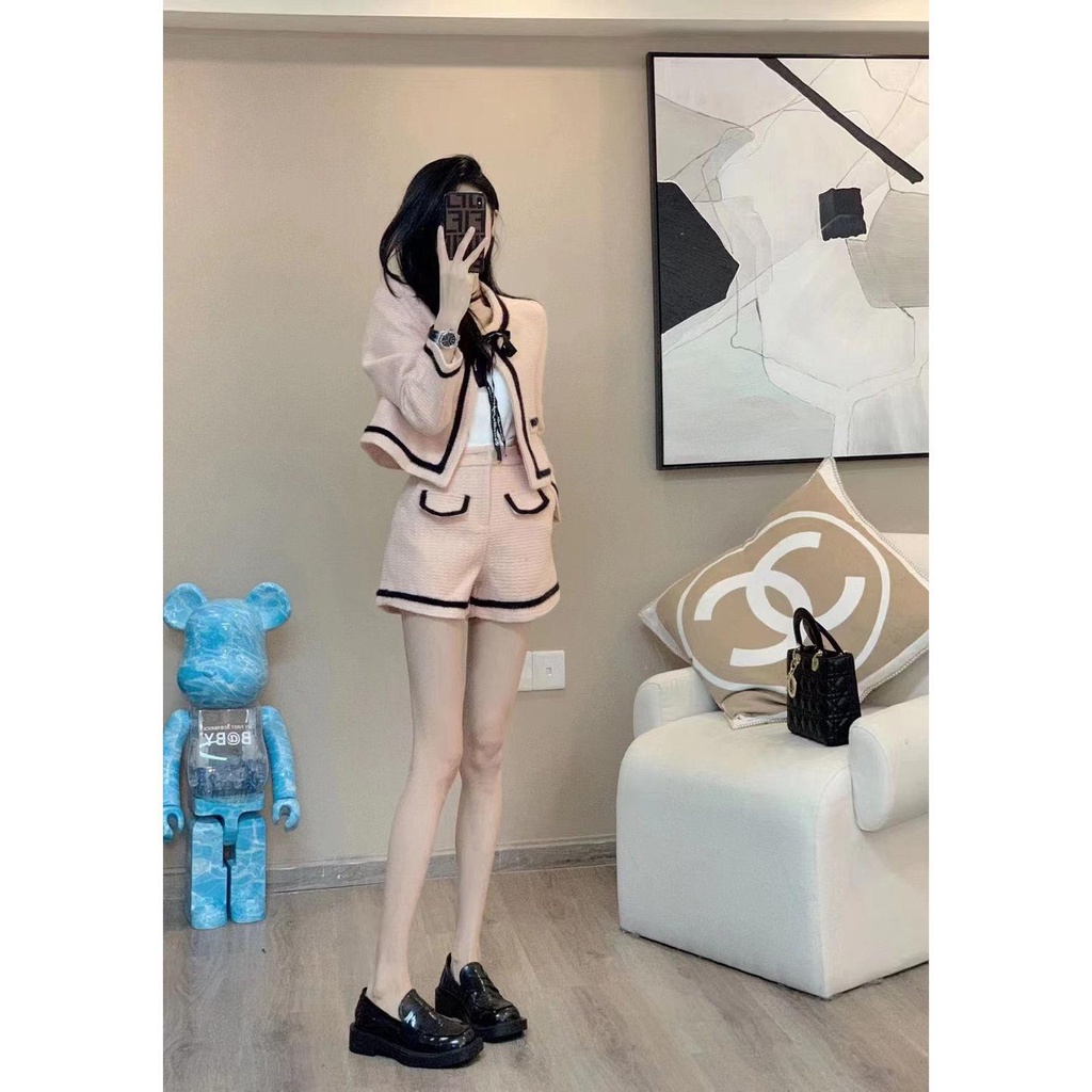 Set Áo Thun Tay Dài Phối Quần Short Thời Trang Mùa Thu 2022 Dành Cho Nữ