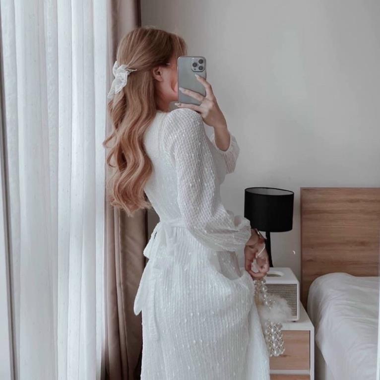 Đầm ren nổi tay dài form chữ A đính nút bọc, đầm váy trắng tiểu thư đơn giản sang trọng thời trang đi chơi dự tiệc