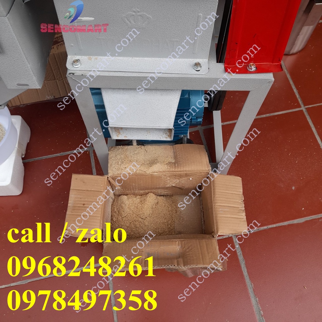 Máy xát lúa, xát gạo mini gia đình Sencomart.