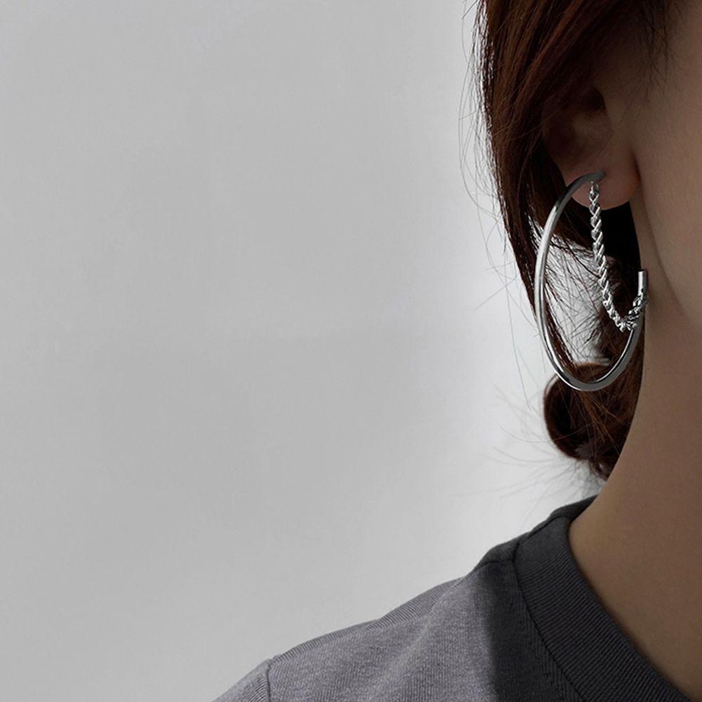 Bông Tai Dạng Vòng Phối Dây Xích Bằng Kim Loại Phong Cách Hip Hop Thời Trang Cho Nữ