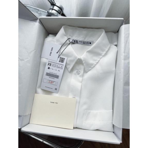 áo sơ mi trắng túi ngực hàng nhà máy kèm móc