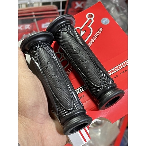 Cặp Gù & Bao Tay Salaya Inox Thái Cực kỳ Sáng Bóng Gắn Cho Tất Cả Các Loại Xe Gắn Máy “