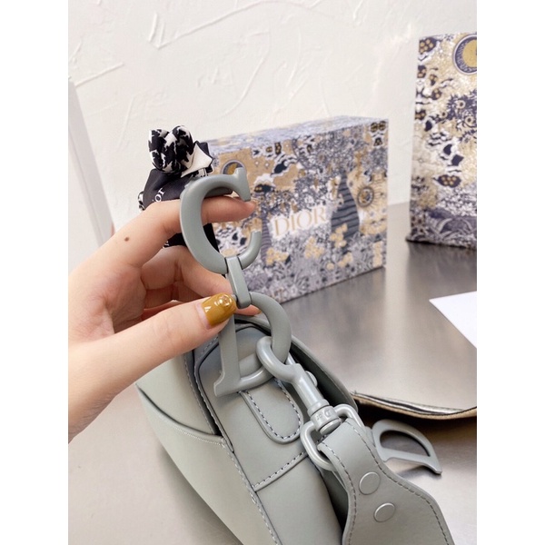 Túi xách Diỏr saddle yên ngựa sz 25 chất da thật