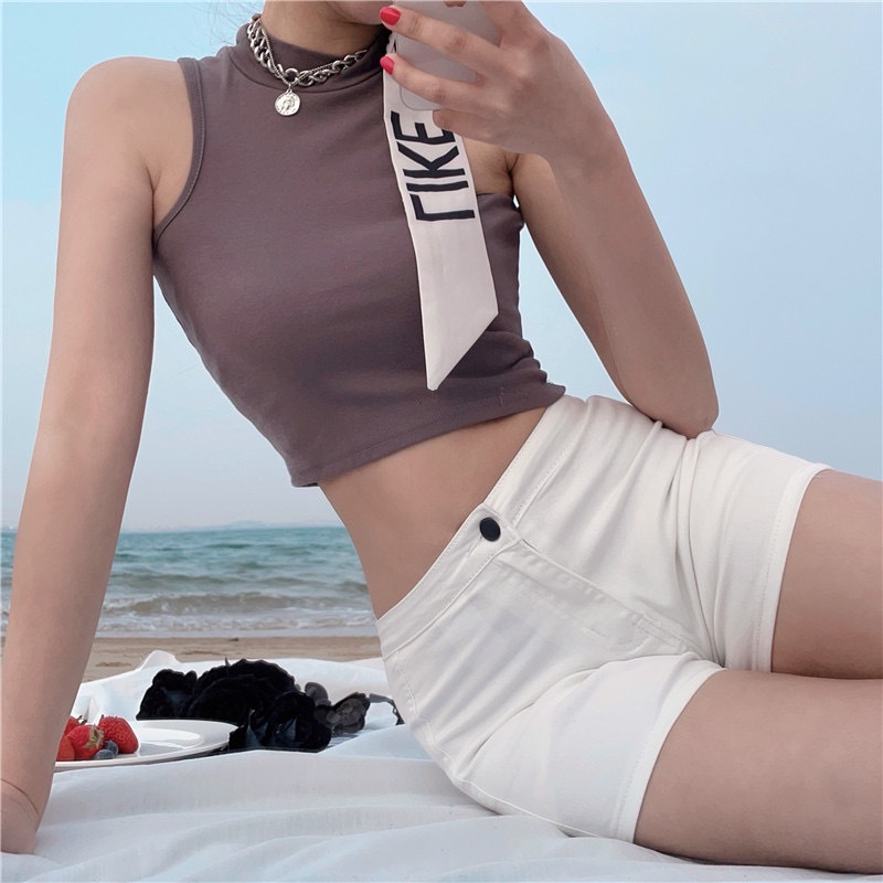 Quần short nữ Mercy, quần đùi cạp cao gen bụng vải kaki mềm đen trắng Mia Shore - M509