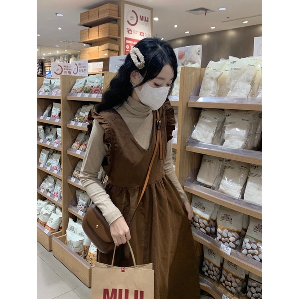 𝑽𝒂́𝒚 𝒚𝒆̂́𝒎 𝒏𝒉𝒖𝒏𝒈 𝒅𝒂́𝒏𝒈 𝒓𝒐̣̂𝒏𝒈 𝒔𝒊𝒆̂𝒖 𝒙𝒊𝒏𝒉 𝒉𝒂̀𝒏𝒈 𝑸𝒖𝒂̉𝒏𝒈 𝑪𝒉𝒂̂𝒖