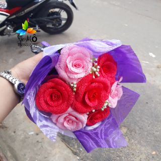Bó hoa giấy nhún