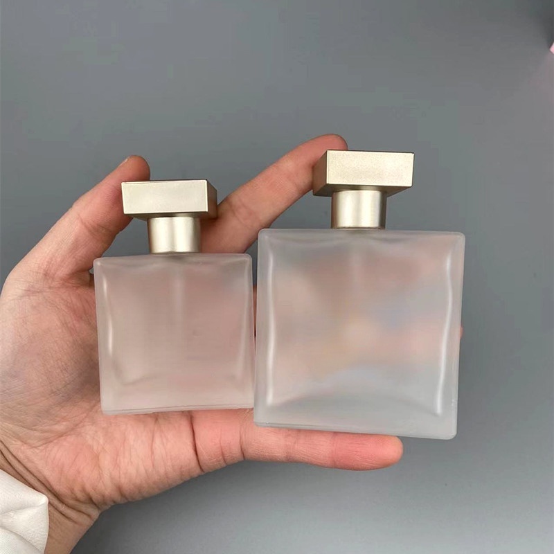 Chai Rỗng Dạng Xịt 25/50ML Tiện Dụng Mang Theo Du Lịch