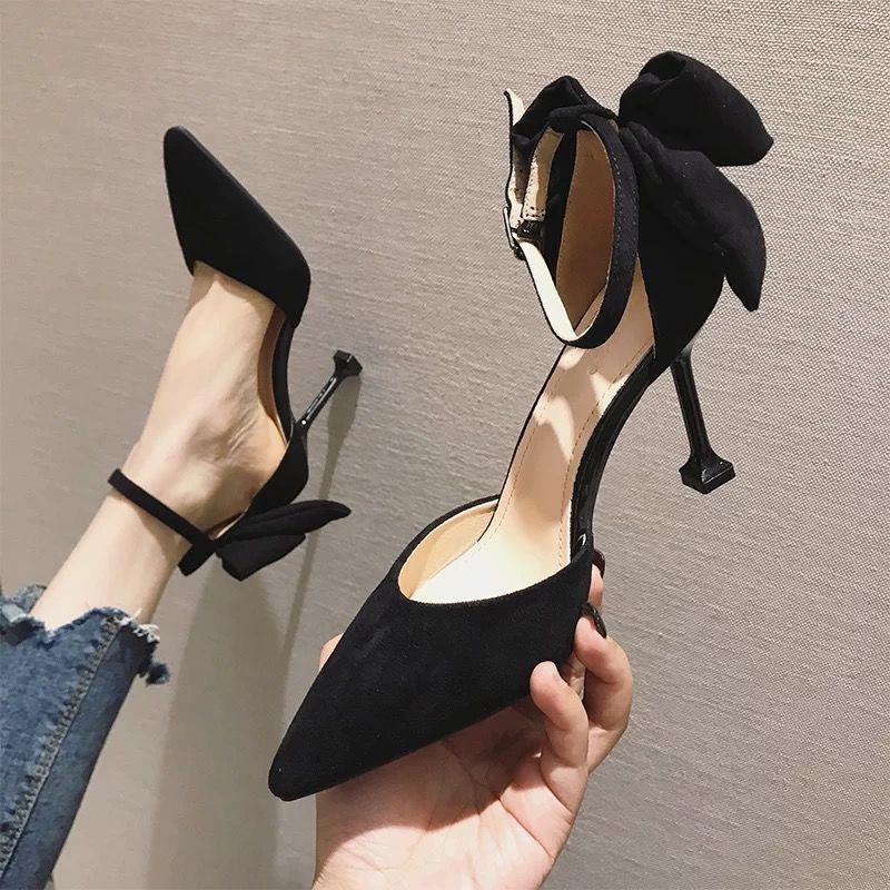 Giày cao gót của phụ nữ hoang dã mũi nhọn sexy đơn từ cô gái Pháp với màu đen