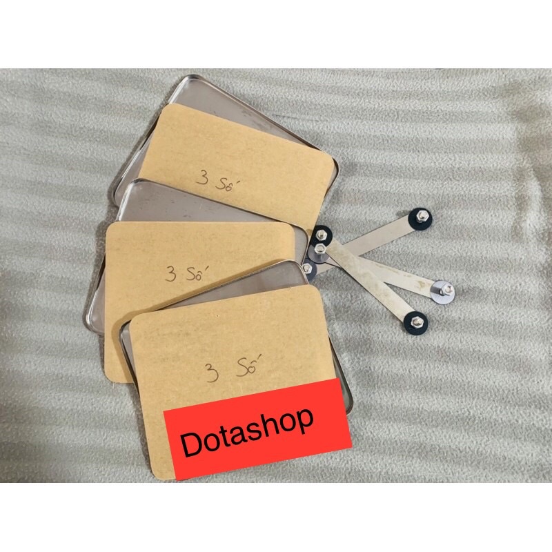 Khung mica biển 3 số kèm đai bắt biển