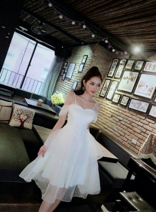 Đầm ren xòe 79.000